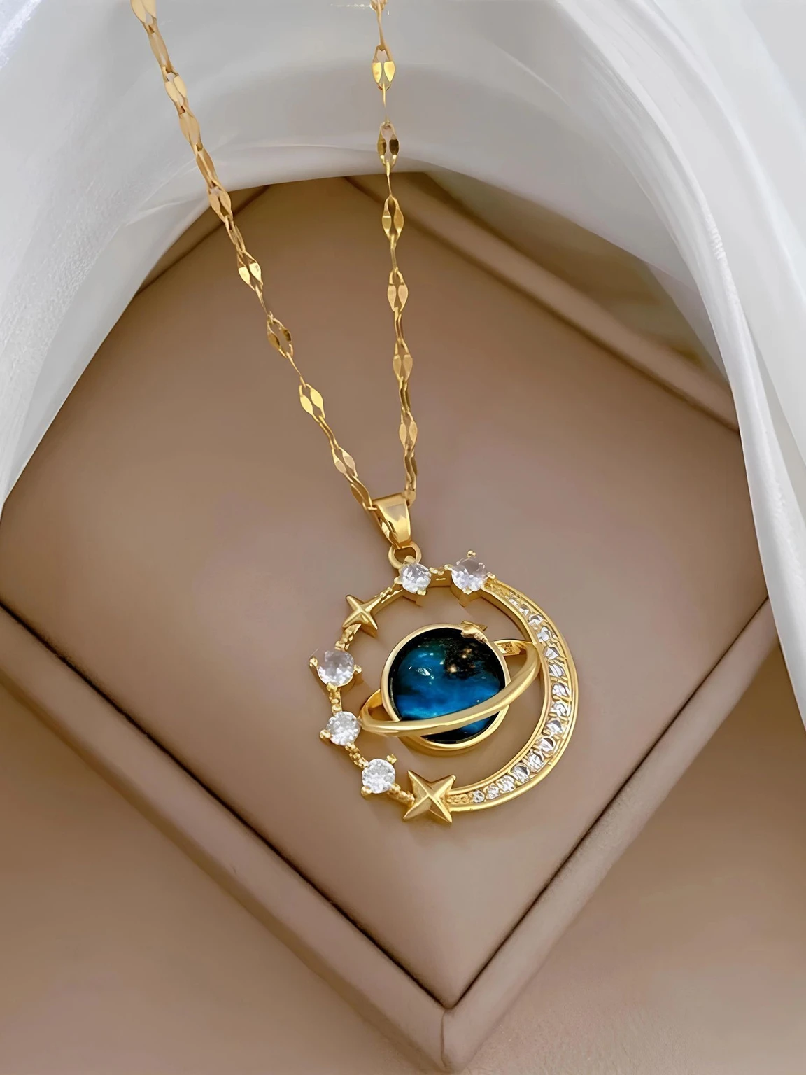  Moon & Star Zircon Pendant Necklace